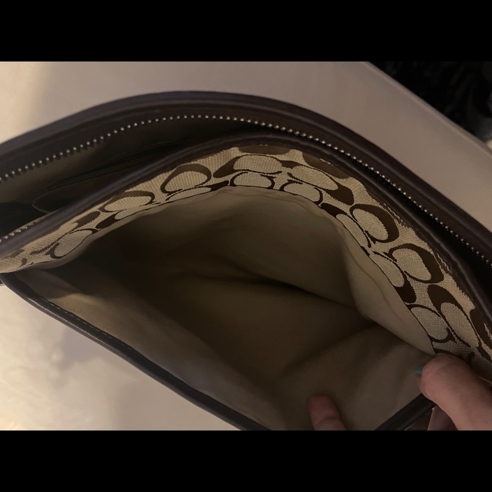 Authentic Coach Crossbody - Picture 10 of 12